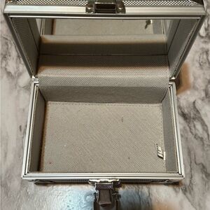 Elegant Silver Jewelry Organizer Box